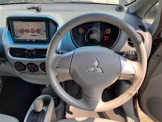 MITSUBISHI I