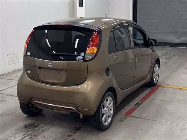 MITSUBISHI I