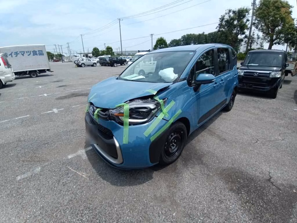TOYOTA SIENTA