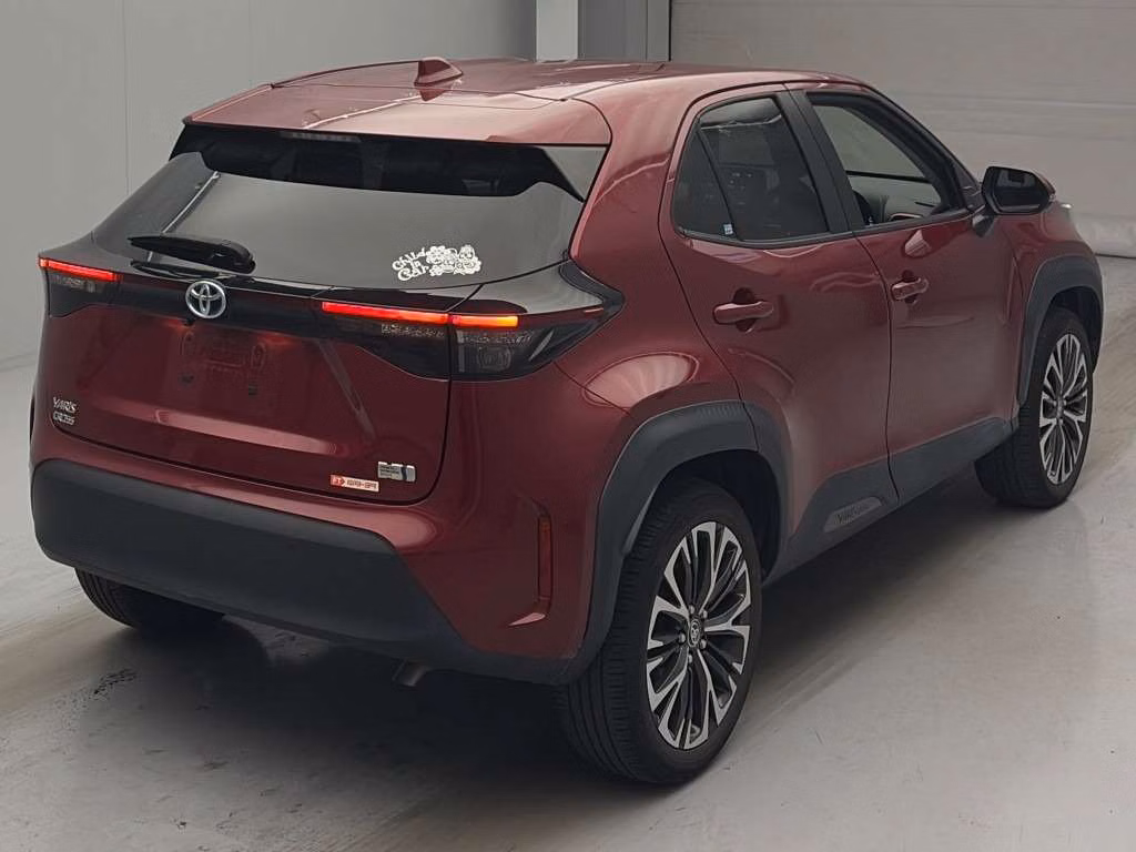 TOYOTA YARIS CROSS