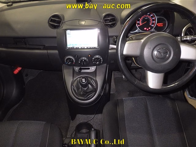 MAZDA DEMIO