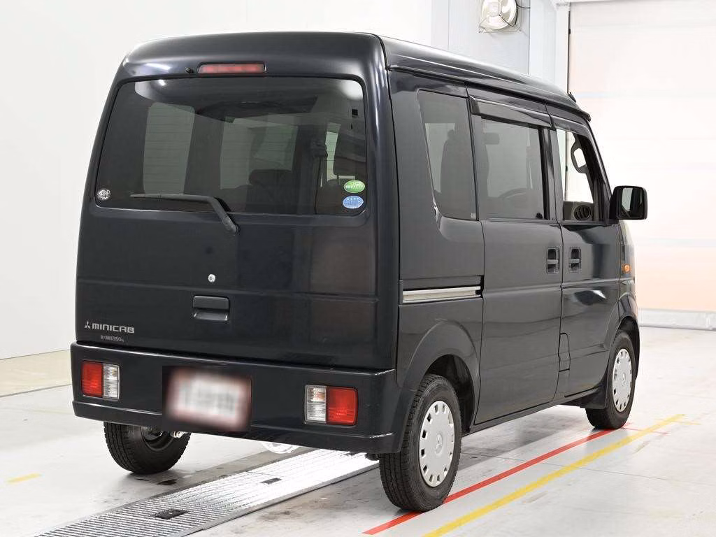 MITSUBISHI MINICAB