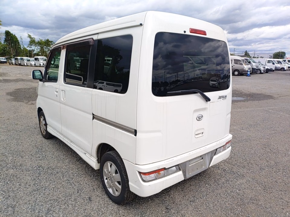 DAIHATSU ATRAI