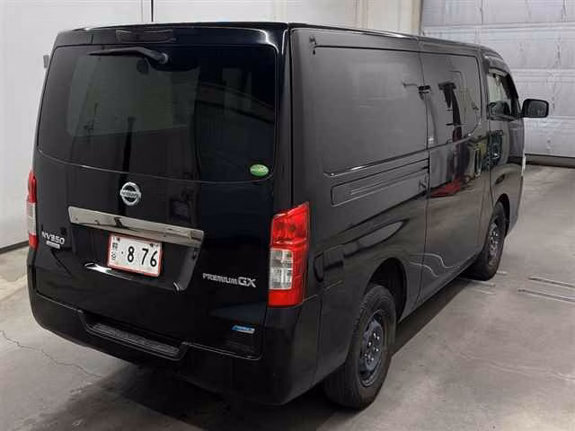 NISSAN NV350 CARAVAN