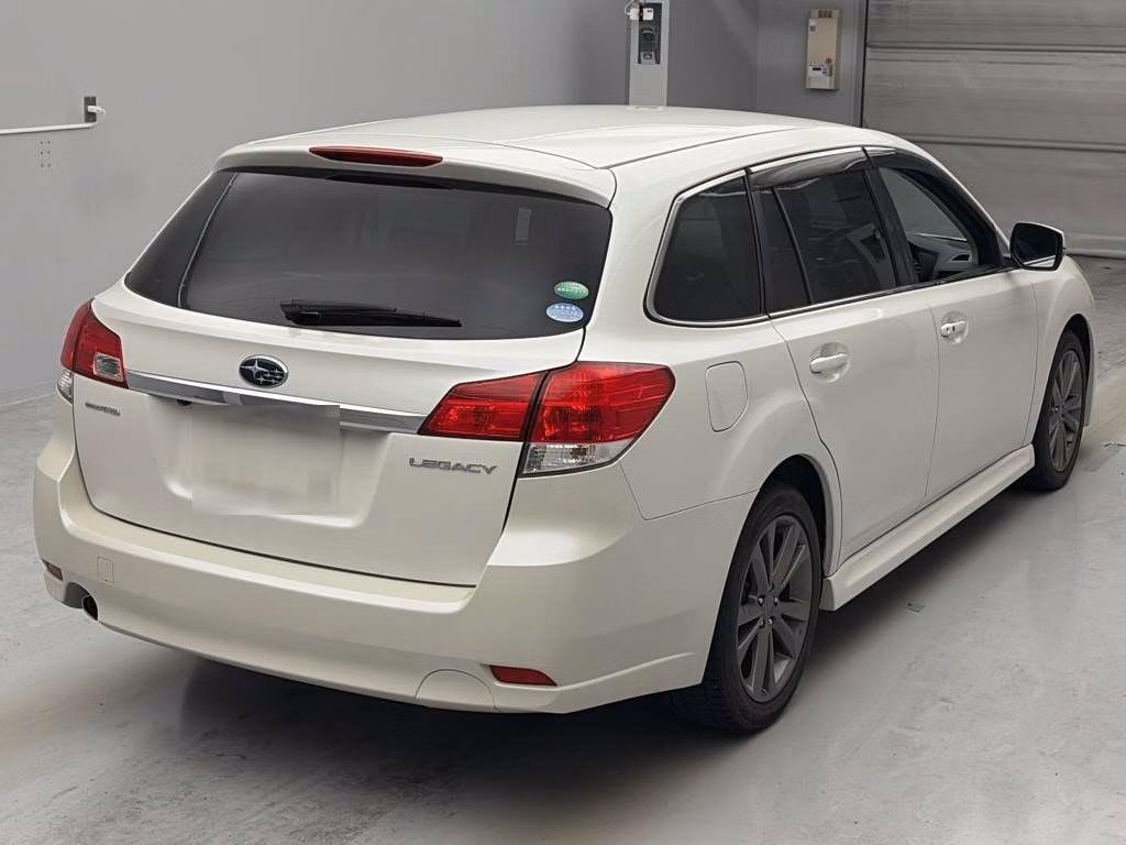 SUBARU LEGACY