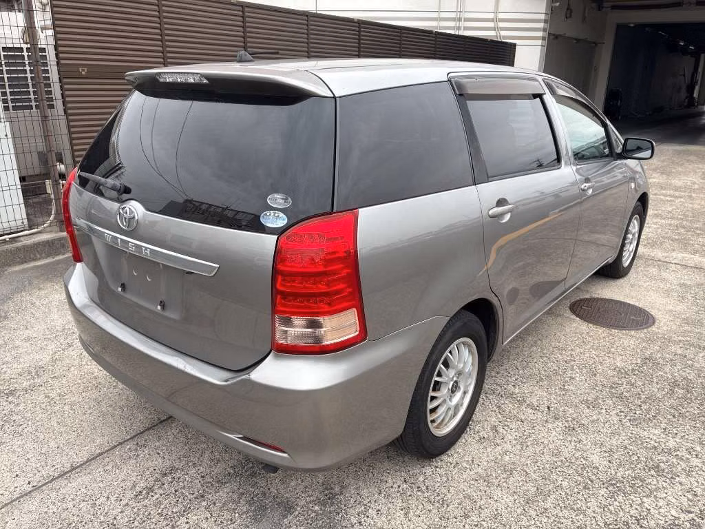 TOYOTA WISH