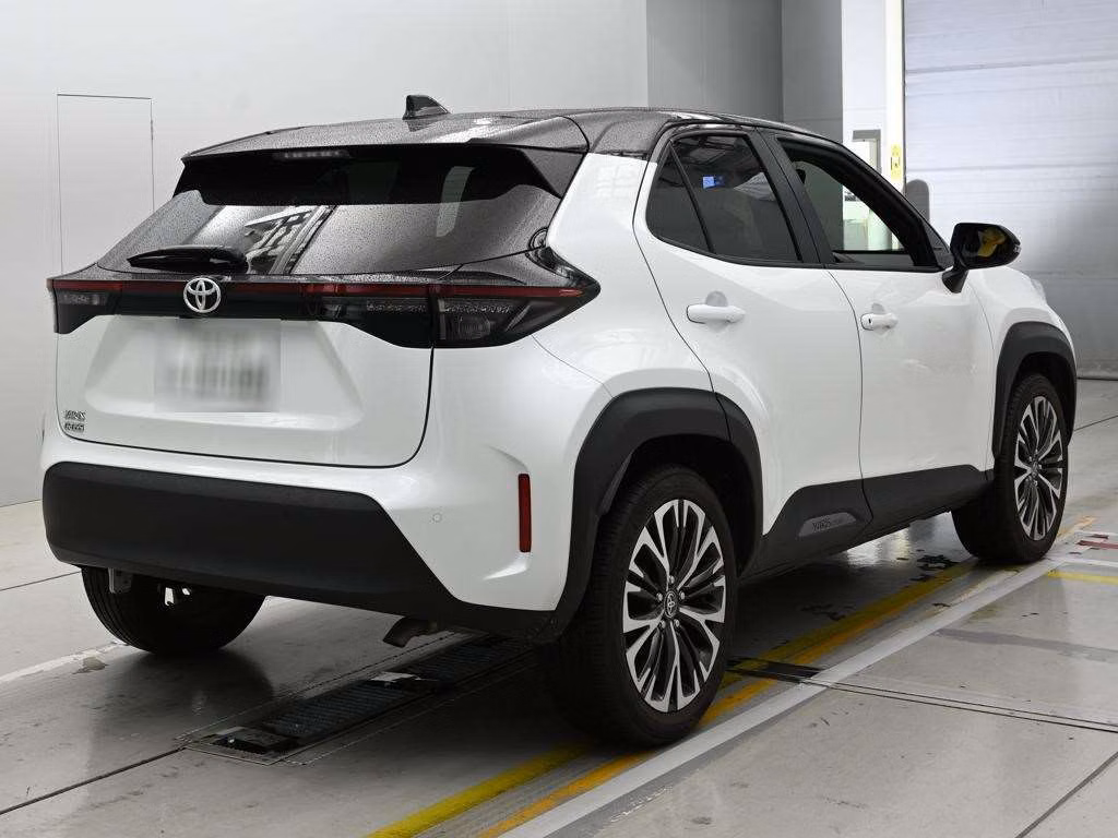 TOYOTA YARIS CROSS