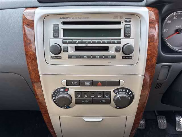 DAIHATSU MIRA AVY