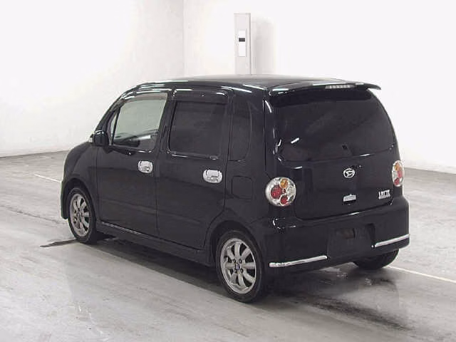 DAIHATSU MOVE LATTE