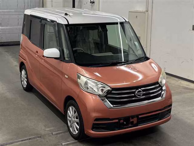 NISSAN DAYZ ROOX