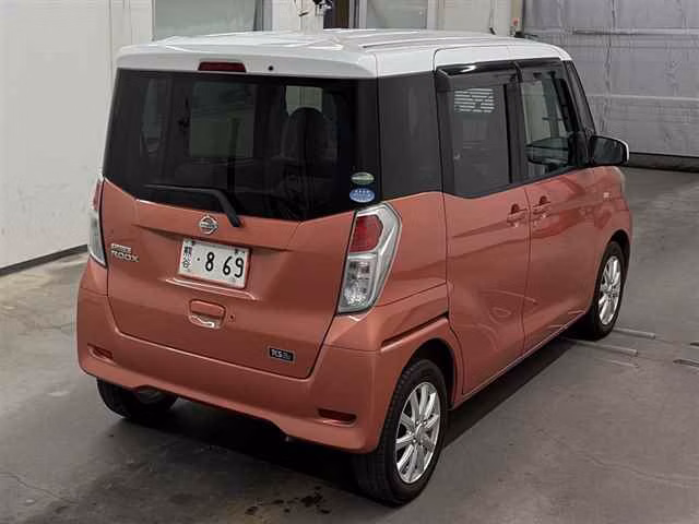 NISSAN DAYZ ROOX