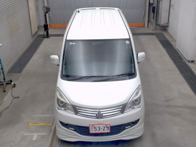 MITSUBISHI DELICA D:2