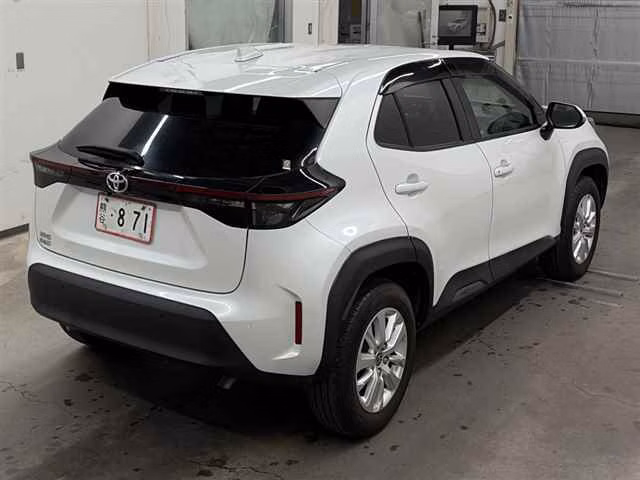 TOYOTA YARIS CROSS