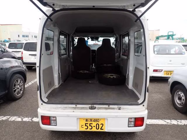 NISSAN NV100 CLIPPER
