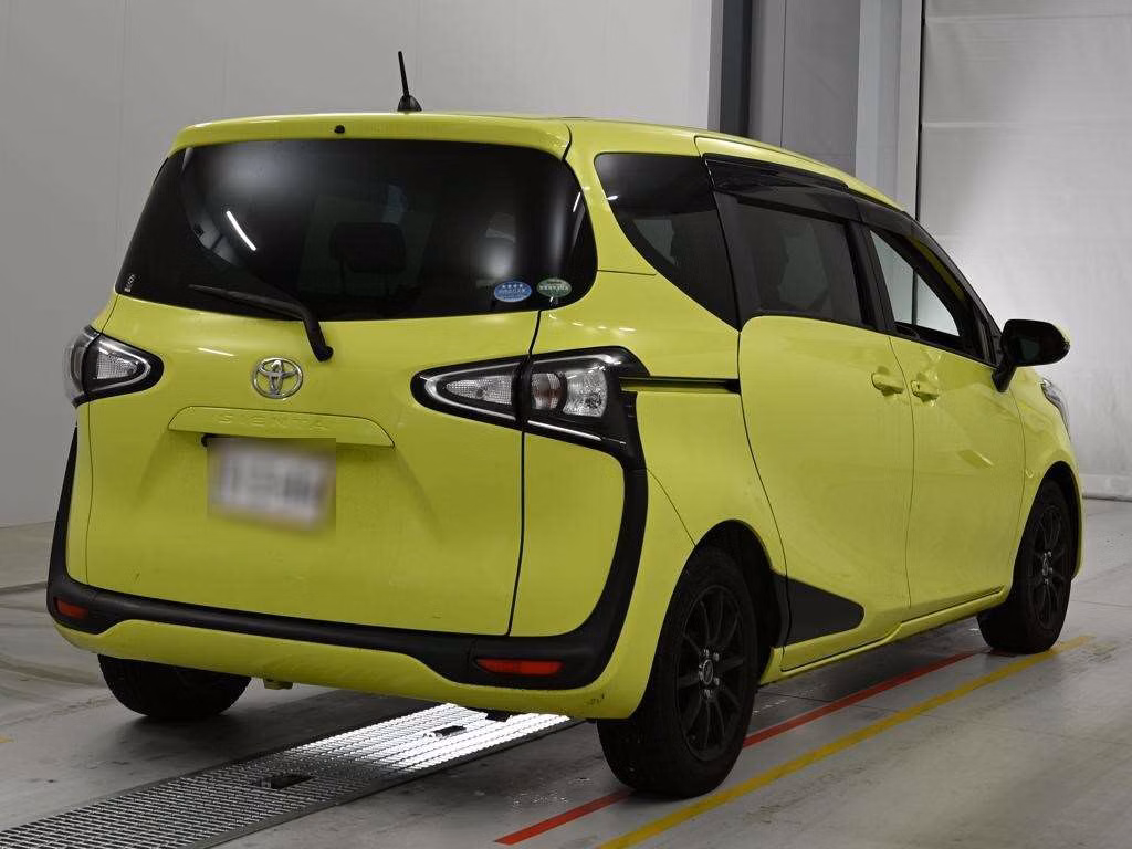 TOYOTA SIENTA
