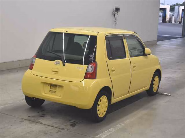 DAIHATSU ESSE