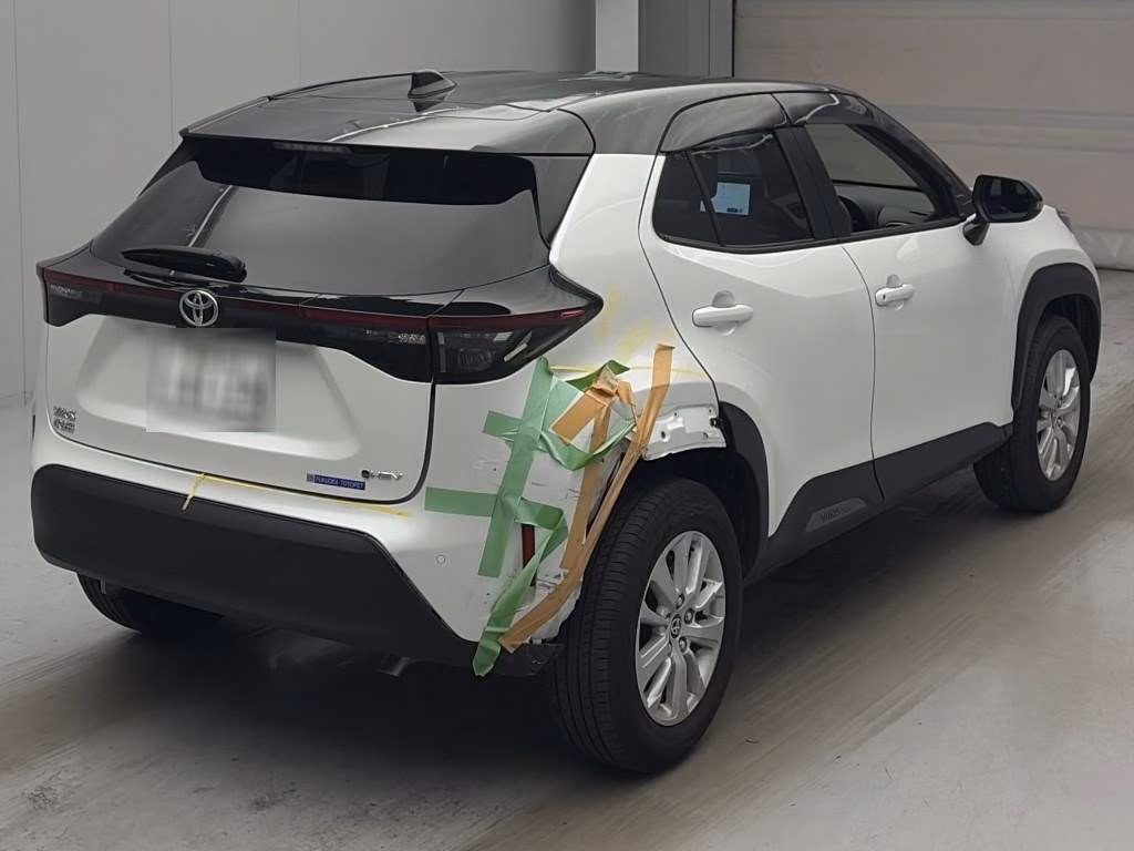 TOYOTA YARIS CROSS