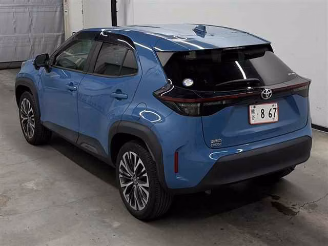 TOYOTA YARIS CROSS