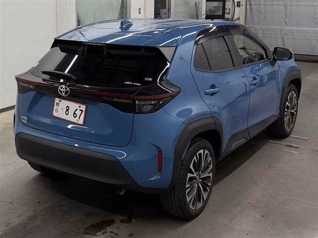 TOYOTA YARIS CROSS