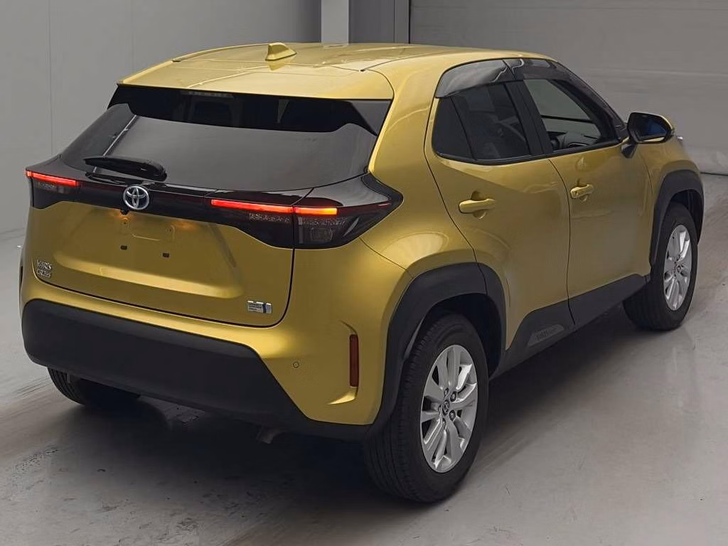 TOYOTA YARIS CROSS