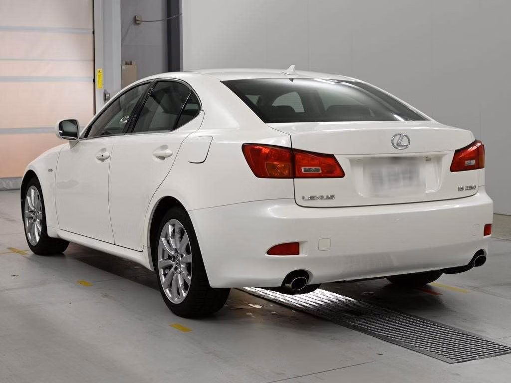 LEXUS IS250