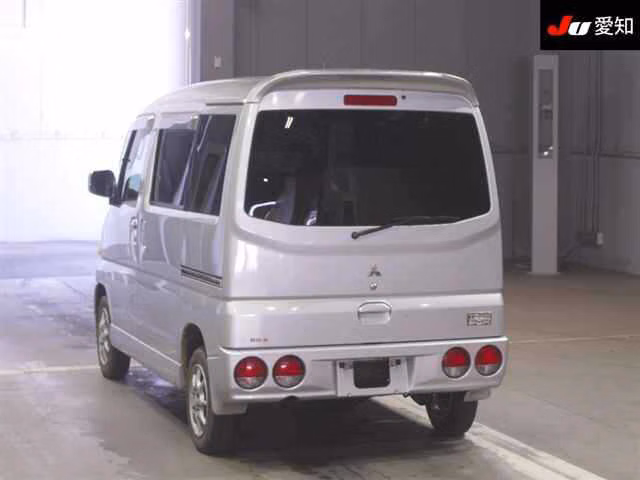 MITSUBISHI TOWN BOX