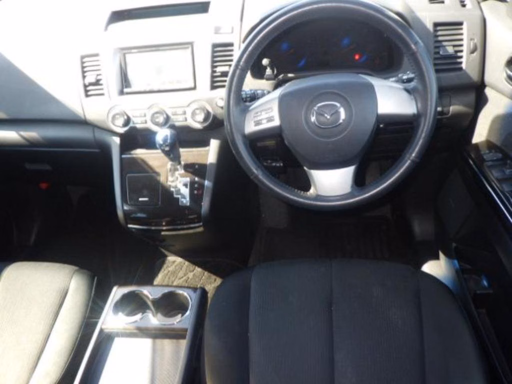 MAZDA MPV