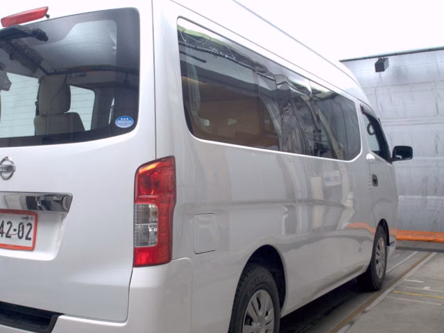 NISSAN NV350 CARAVAN