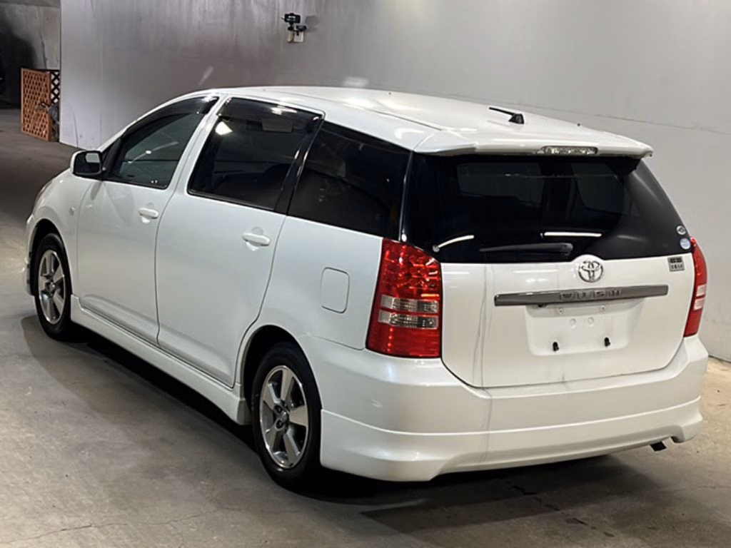 TOYOTA WISH