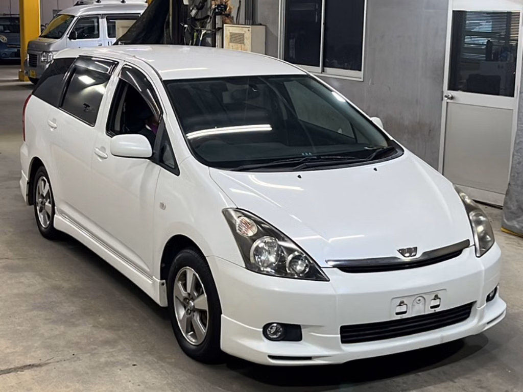 TOYOTA WISH
