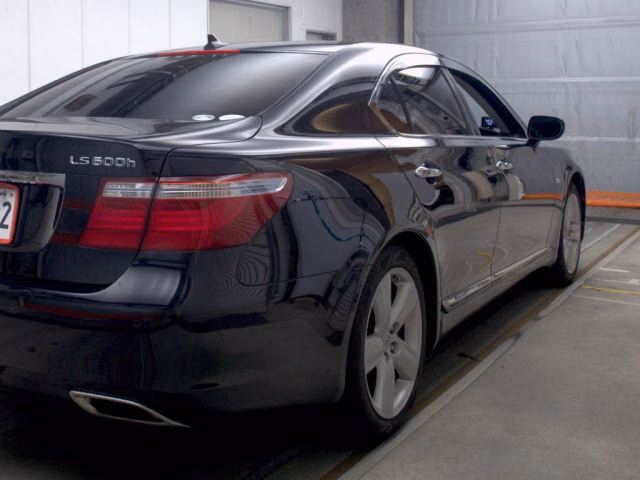 LEXUS LS600H