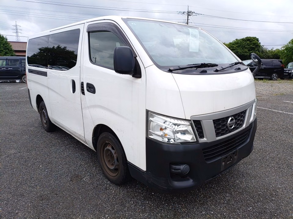 NISSAN NV350 CARAVAN