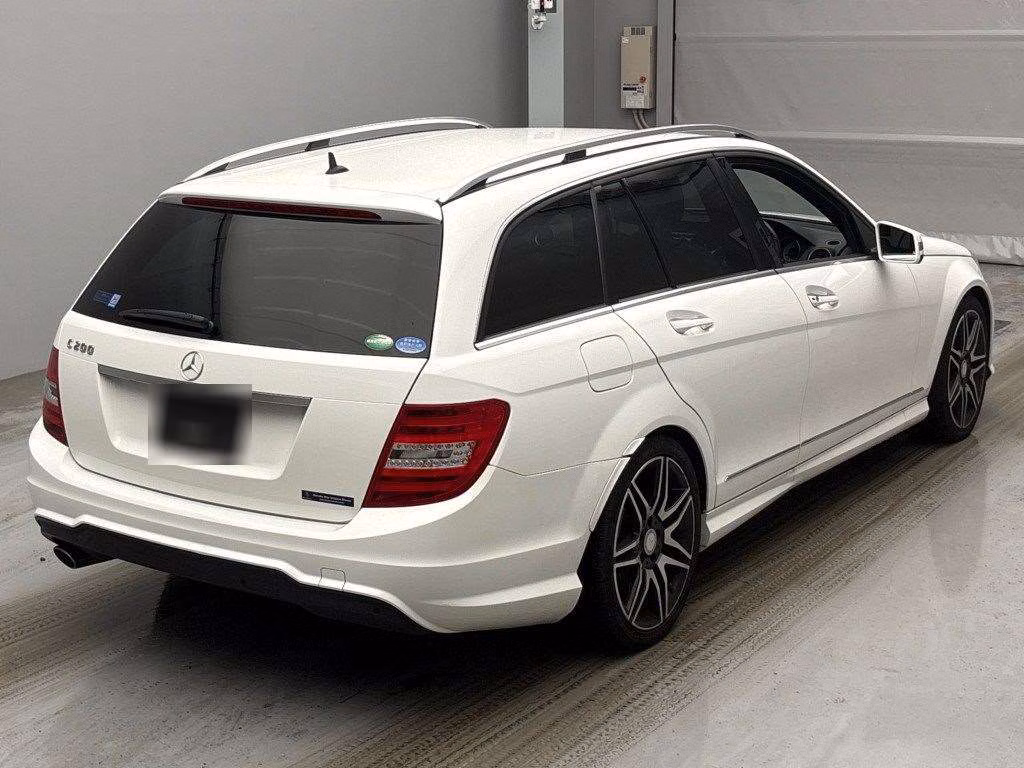 MERCEDES-BENZ C-CLASS