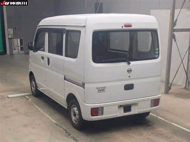 NISSAN NV100 CLIPPER