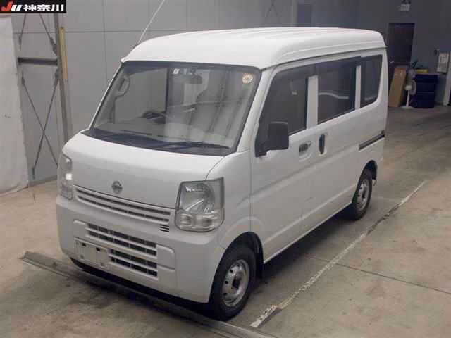NISSAN NV100 CLIPPER