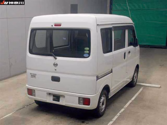 NISSAN NV100 CLIPPER