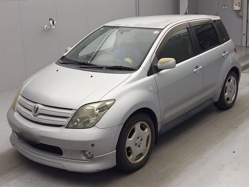 TOYOTA IST