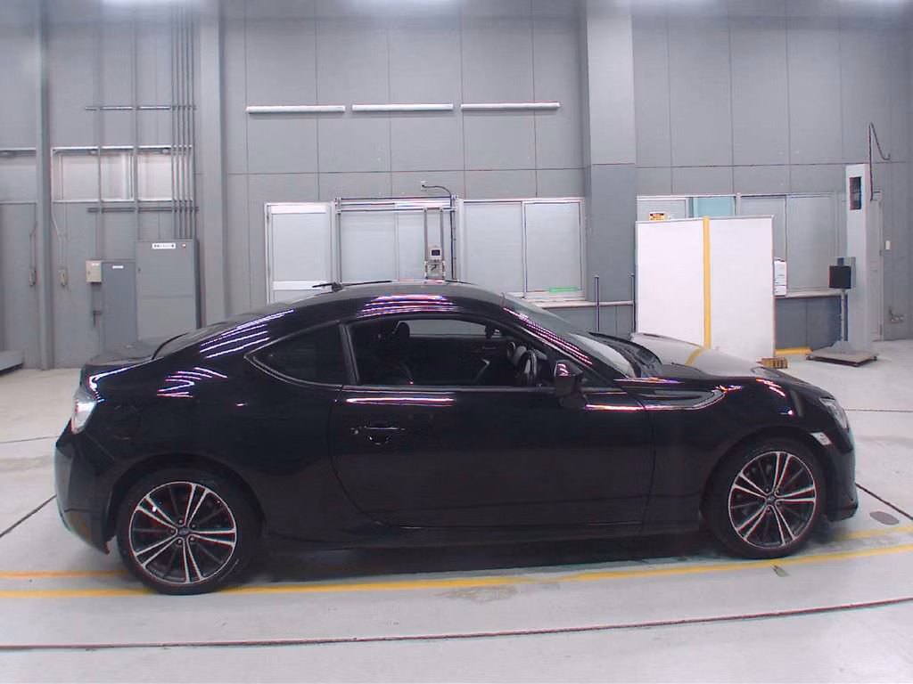 SUBARU BRZ