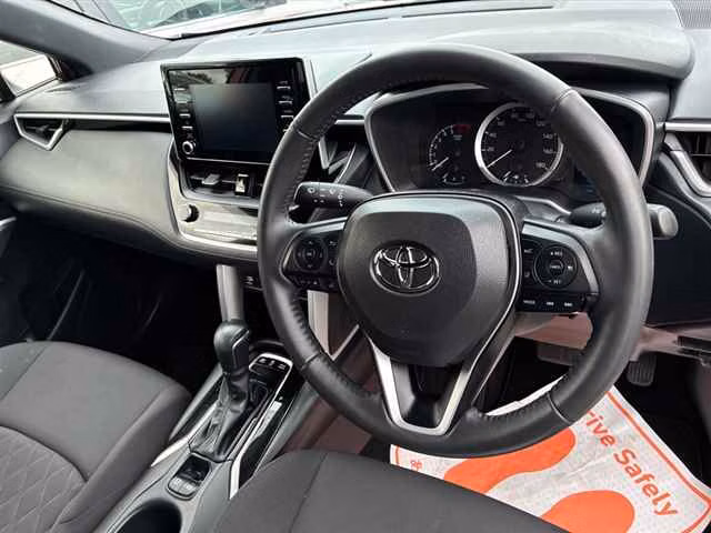 TOYOTA COROLLA CROSS