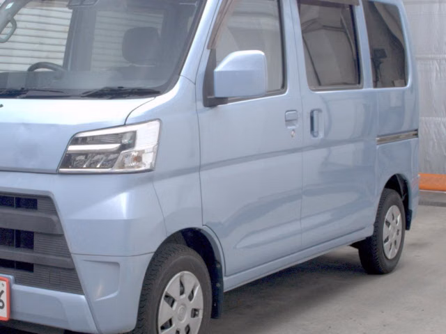 TOYOTA PIXIS VAN