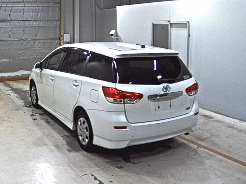 TOYOTA WISH