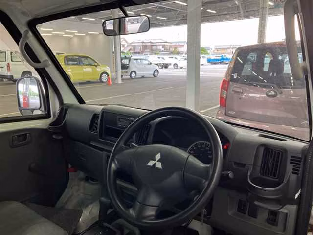 MITSUBISHI MINICAB