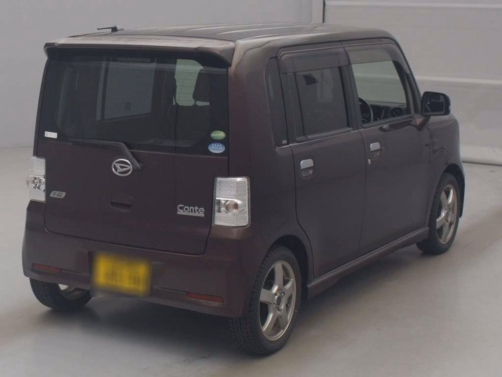 DAIHATSU MOVE CONTE