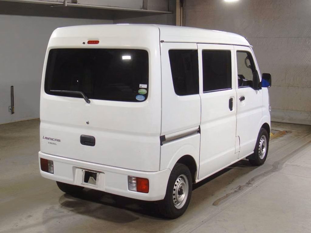 MITSUBISHI MINICAB