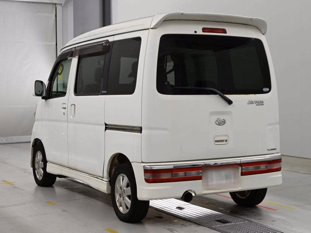 DAIHATSU ATRAI