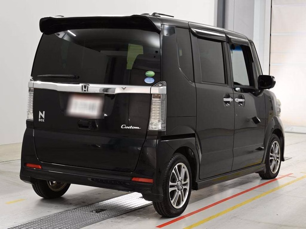 HONDA N-BOX