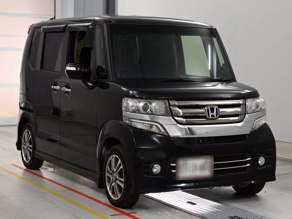HONDA N-BOX