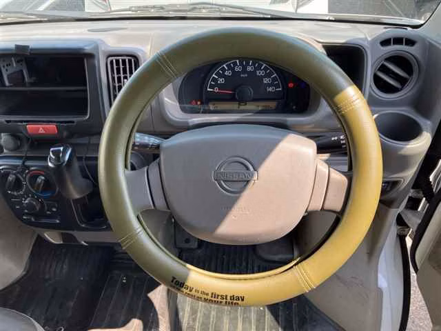 NISSAN NV100 CLIPPER