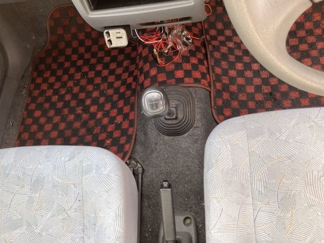 MITSUBISHI MINICA