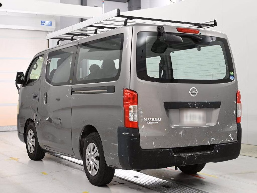 NISSAN NV350 CARAVAN